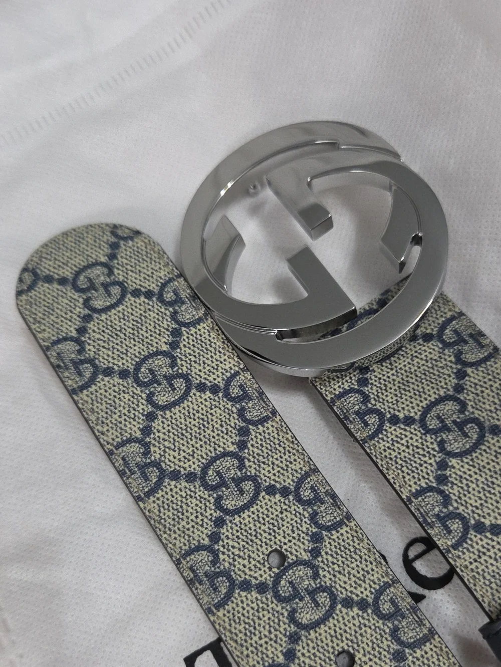 Gucci GG Supreme Monogram Belt with Silver Double G Buckle Beige/Navy